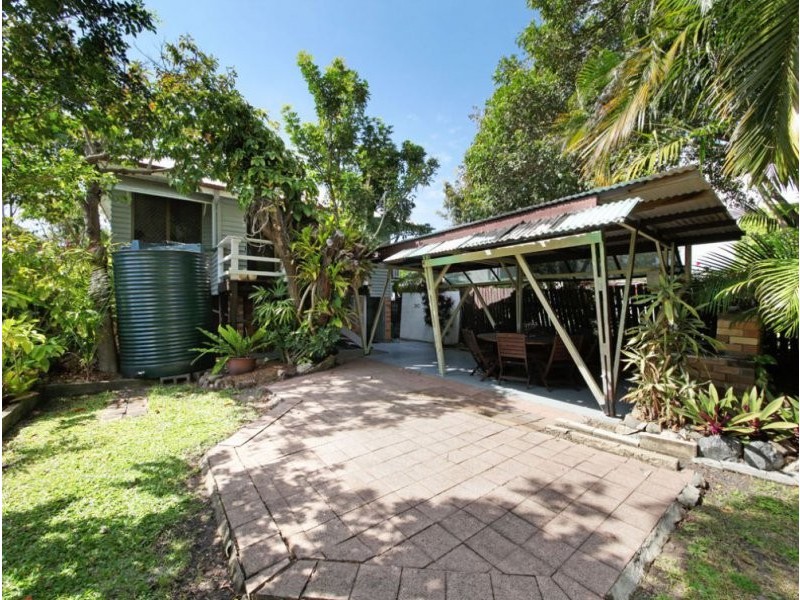 24 Bowen Street, Deagon QLD 4017