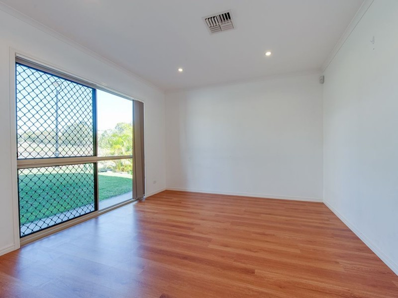 7 Bowers Street, Eight Mile Plains QLD 4113