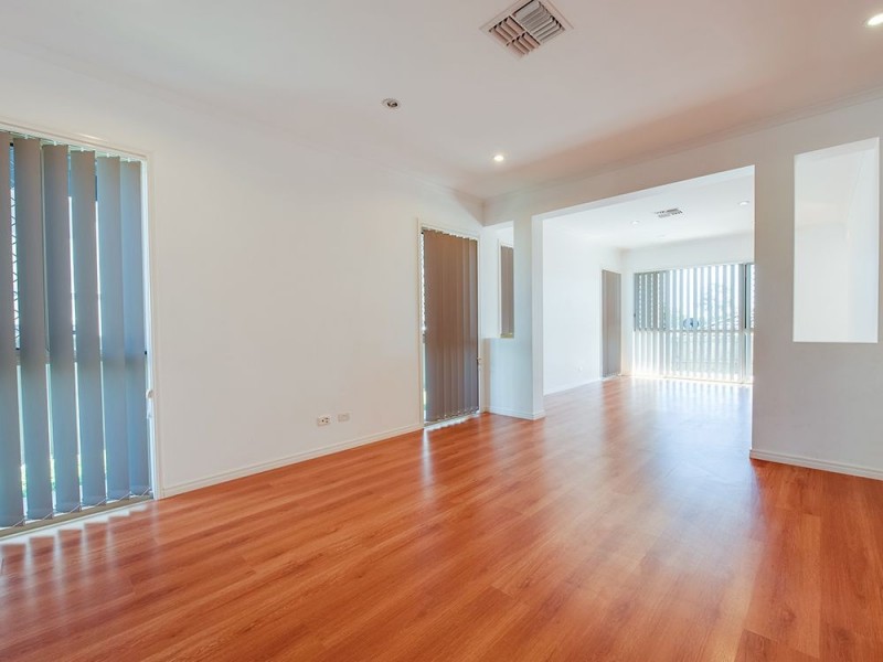 7 Bowers Street, Eight Mile Plains QLD 4113