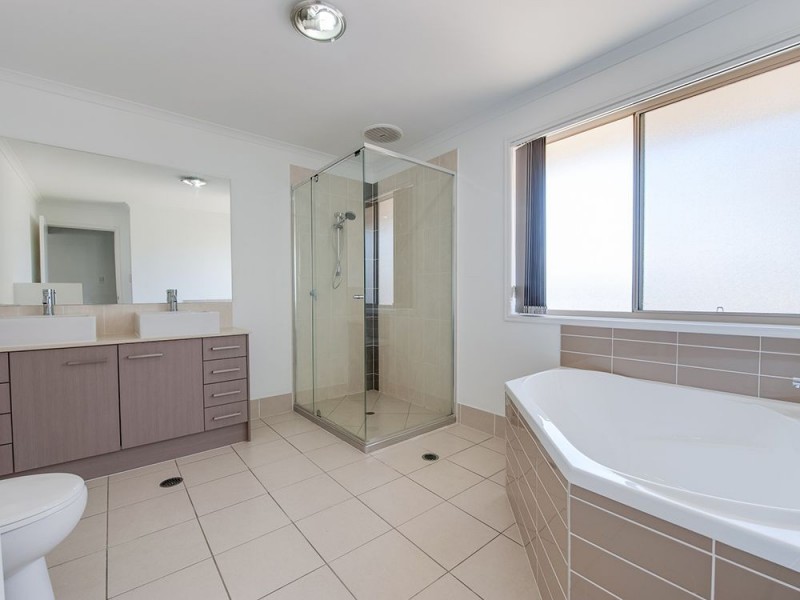 7 Bowers Street, Eight Mile Plains QLD 4113