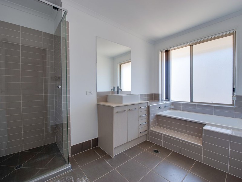 7 Bowers Street, Eight Mile Plains QLD 4113