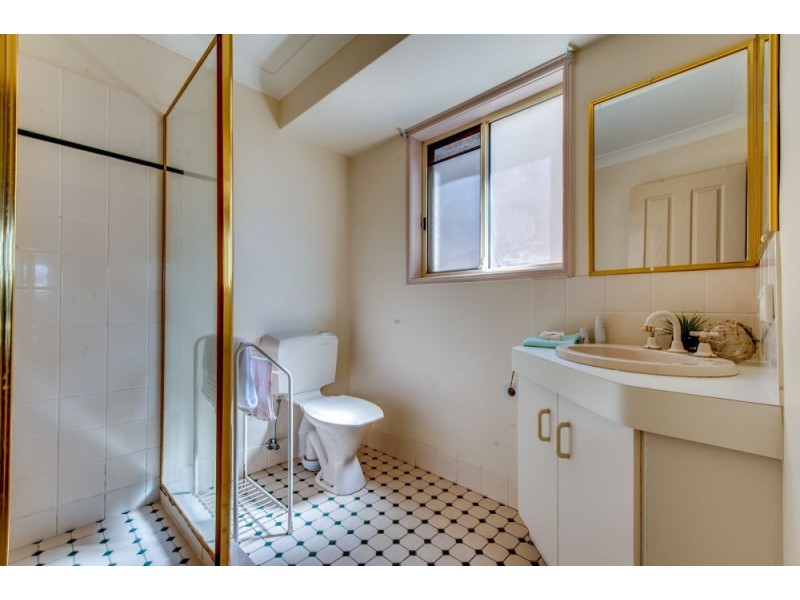 69 Banksia Circuit, Forest Lake QLD 4078