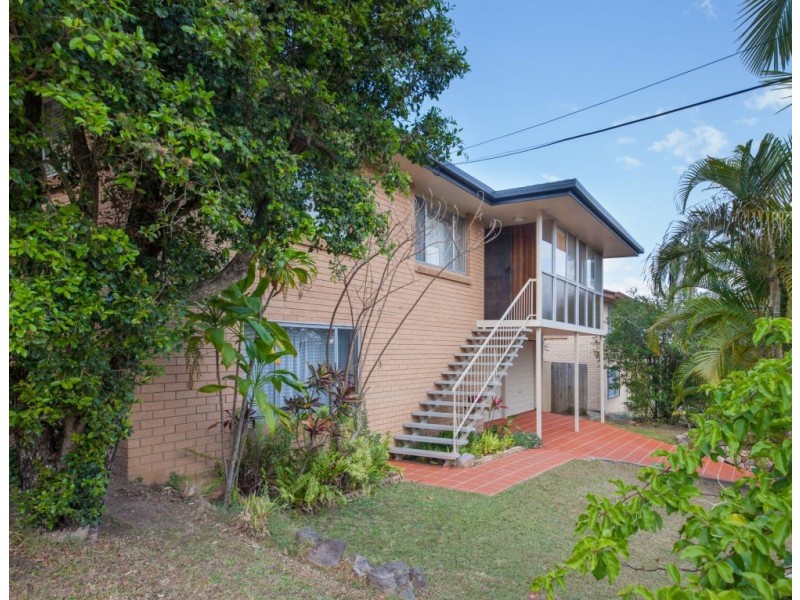 26 Amsterdam St, Wishart QLD 4122