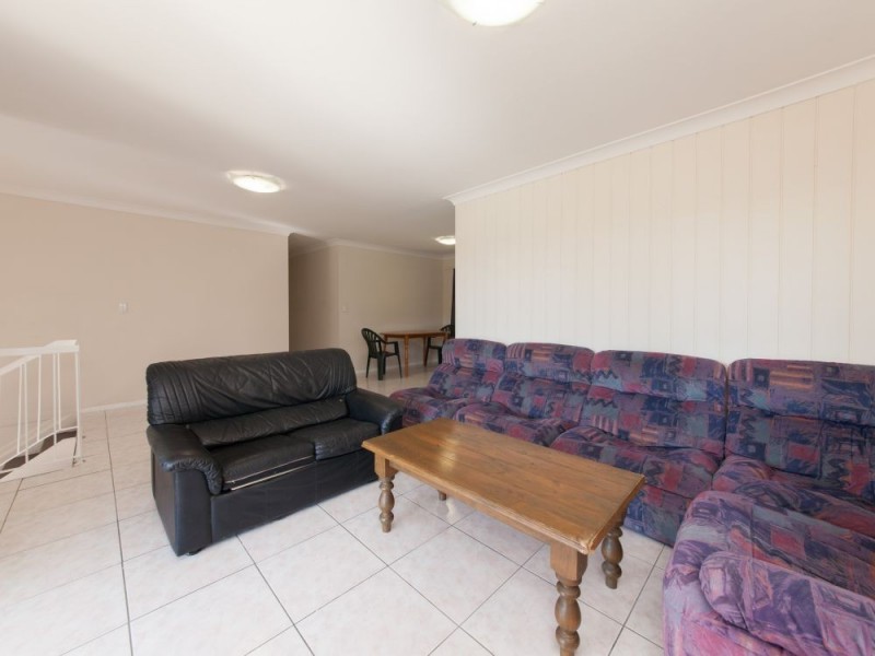 1548 Creek Road, Carina QLD 4152