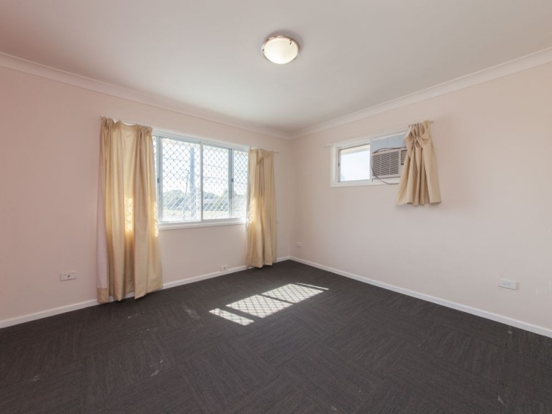 1548 Creek Road, Carina QLD 4152