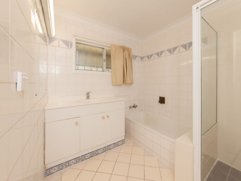 1548 Creek Road, Carina QLD 4152