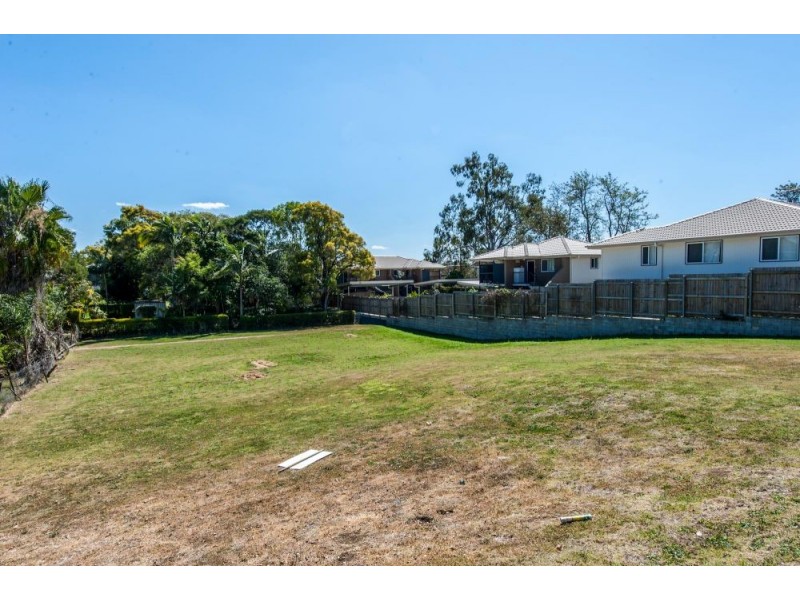 34 Bergin Street, Booval QLD 4304