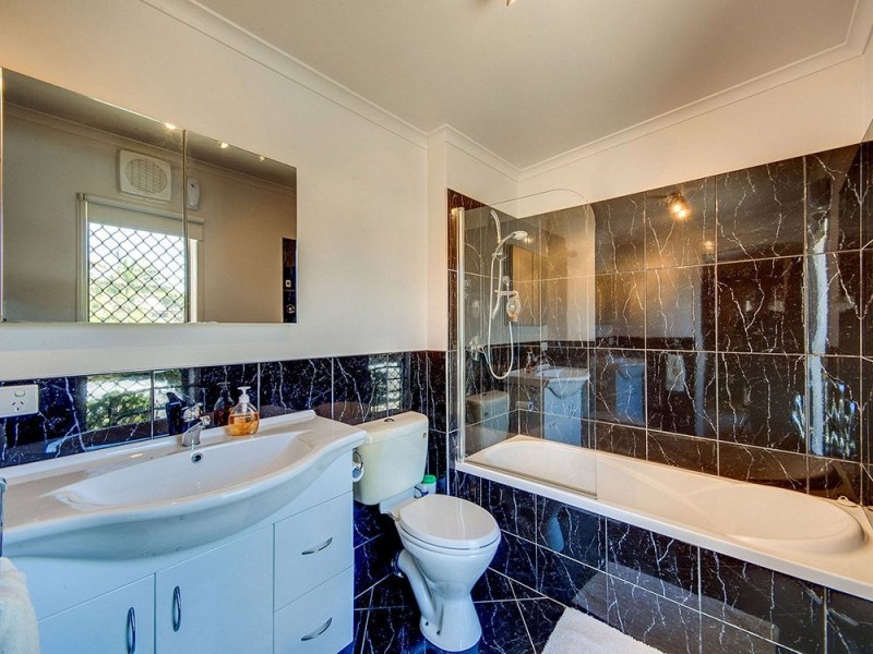 3 Doncella Street, The Gap QLD 4061