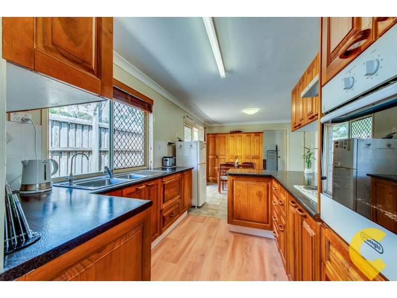 12 Hillcrest Court, Petrie QLD 4502