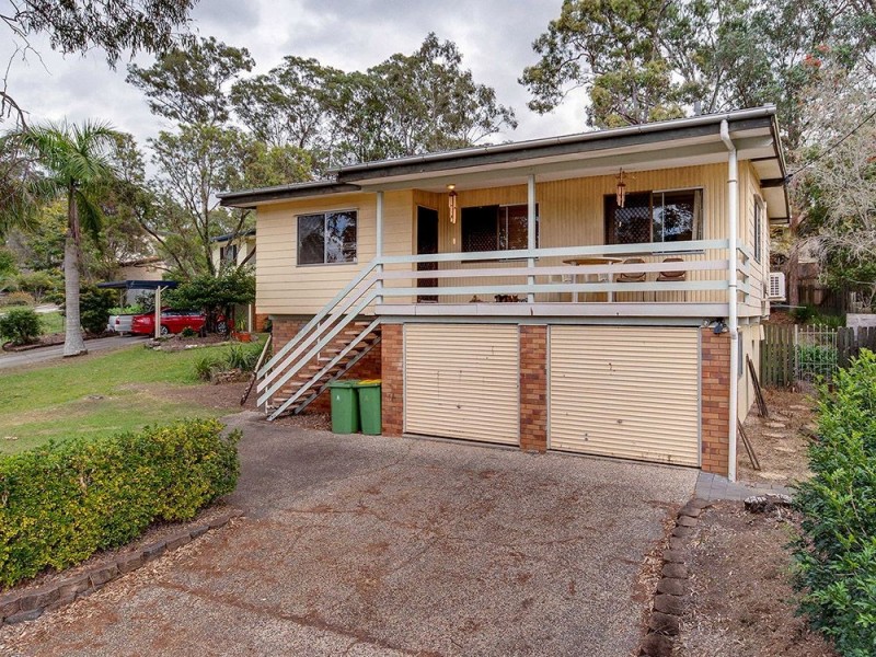 6 Carwell Avenue, Petrie QLD 4502