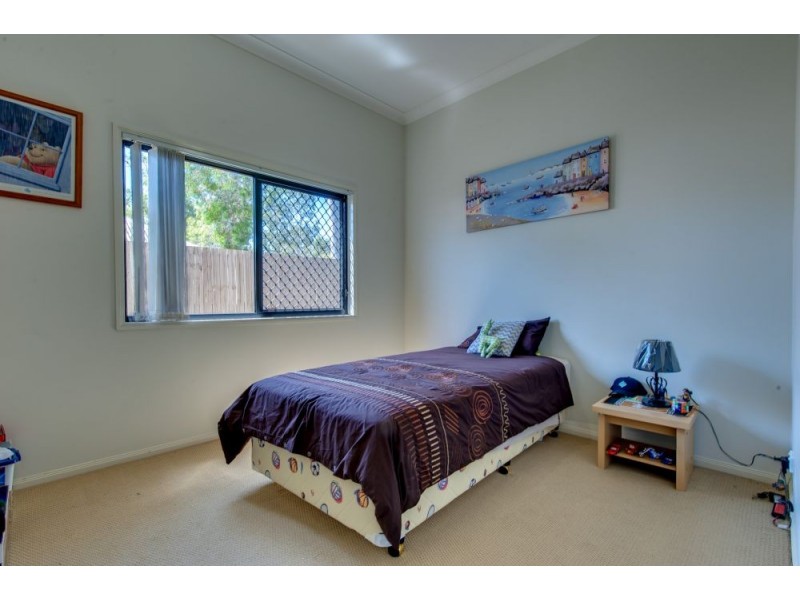 8 Gregory Close, Forest Lake QLD 4078
