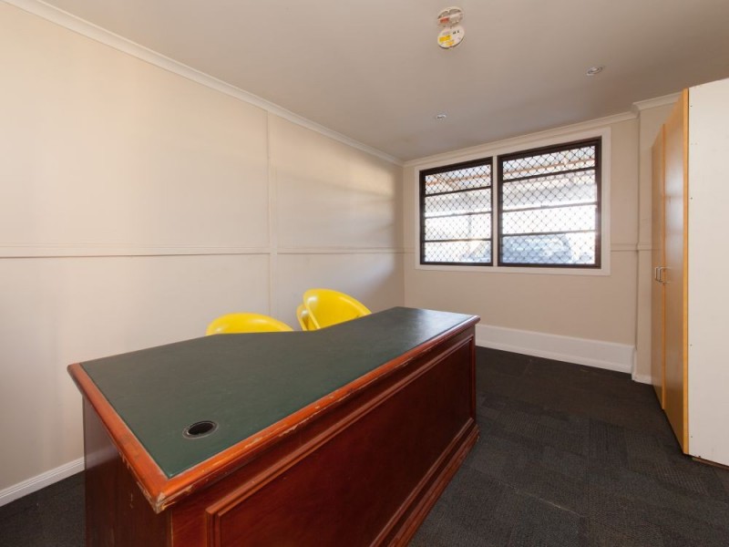 161 Kianawah Road, Wynnum West QLD 4178