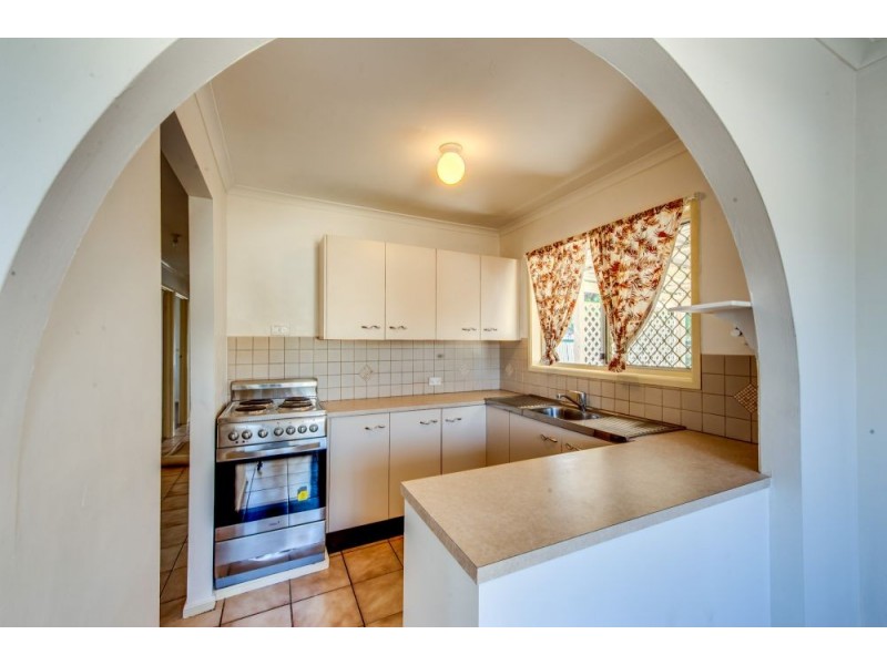 1 Anchusa Street, Kingston QLD 4114