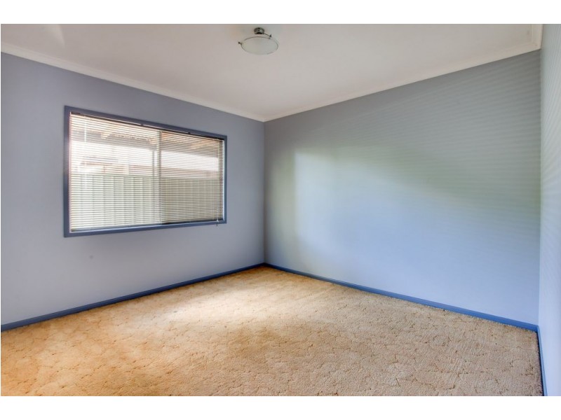 13 Lake Road, Slacks Creek QLD 4127