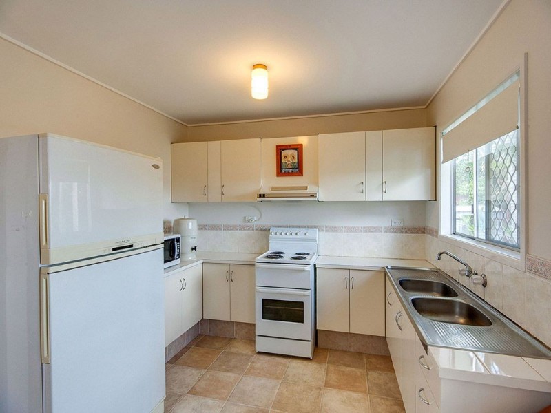 17 Eurobin Crescent, Ferny Hills QLD 4055