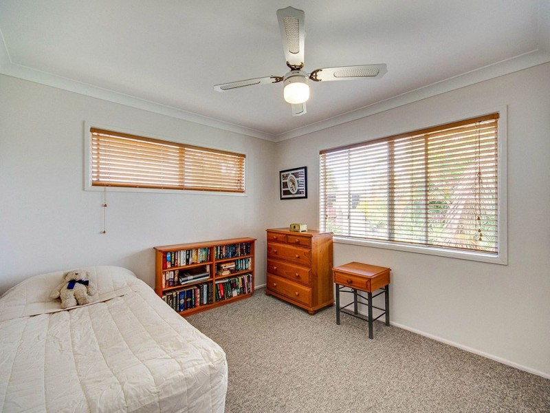 17 Eurobin Crescent, Ferny Hills QLD 4055