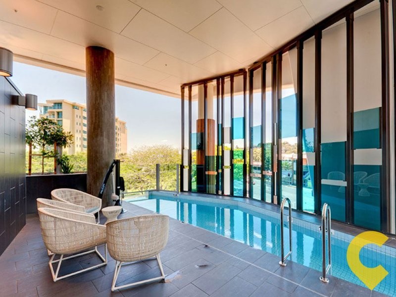 30505/2 Harbour Road, Hamilton QLD 4007