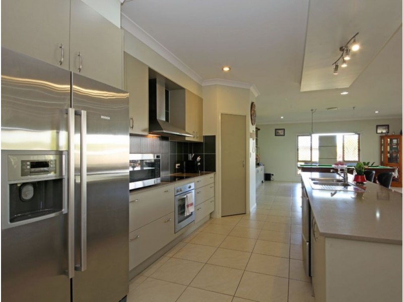 27 Peppertree Court, Narangba QLD 4504