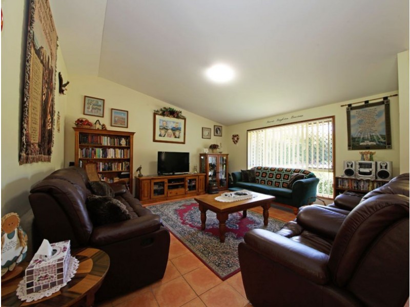 16 Jane Place, Burpengary QLD 4505