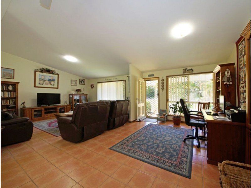16 Jane Place, Burpengary QLD 4505