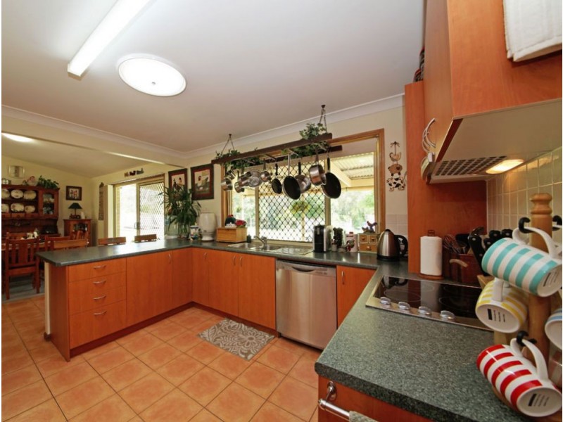 16 Jane Place, Burpengary QLD 4505