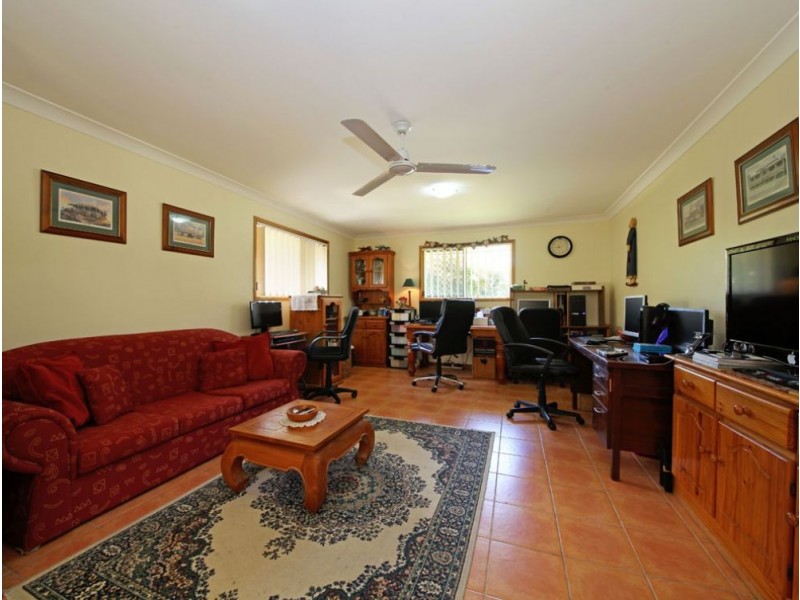 16 Jane Place, Burpengary QLD 4505