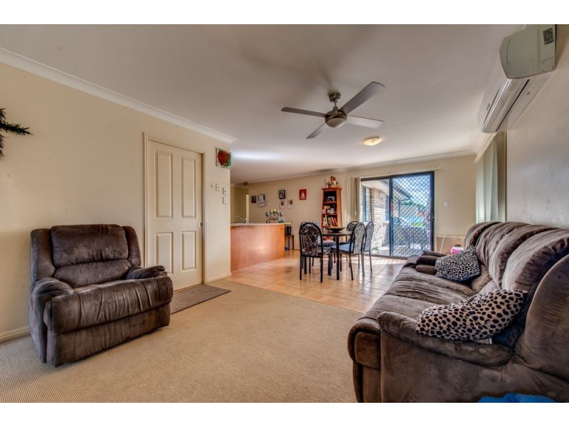 4 Clint Parade, Crestmead QLD 4132