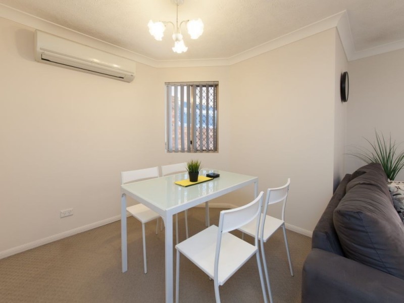 4/9 Robinson Road, Nundah QLD 4012