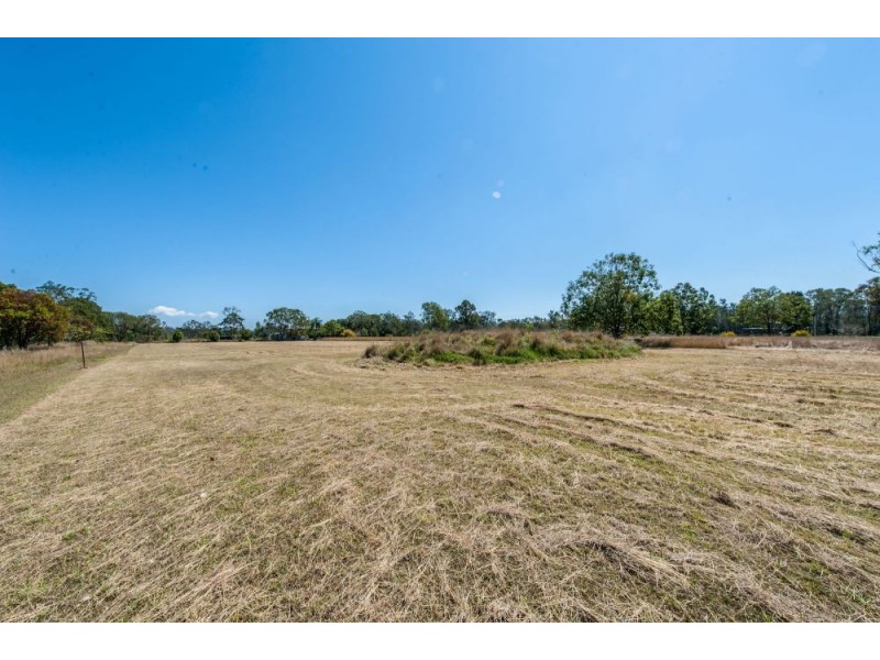 37 Keith St, Bundamba QLD 4304