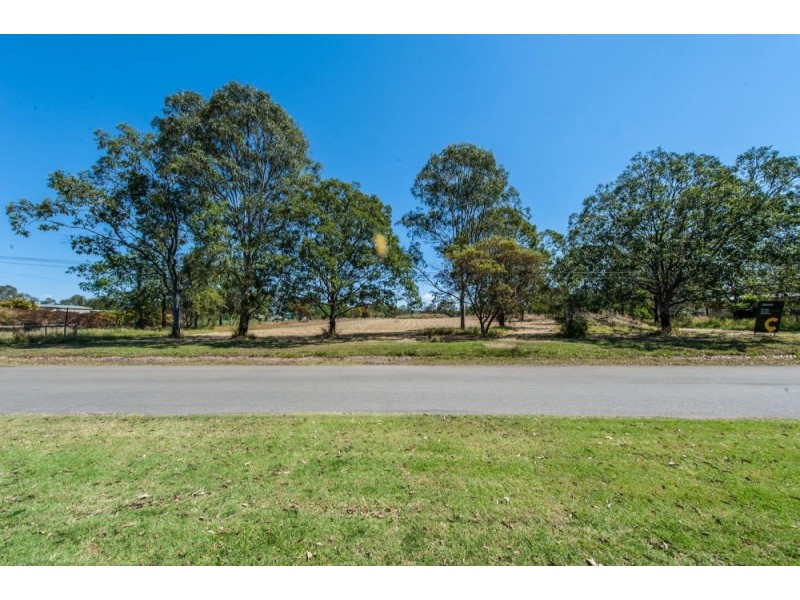37 Keith St, Bundamba QLD 4304