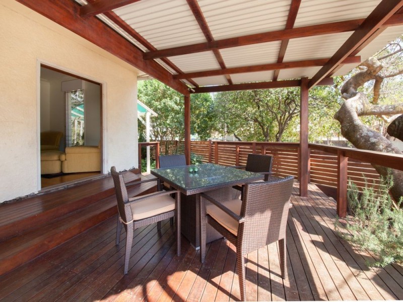 74 Leicester Street, Coorparoo QLD 4151