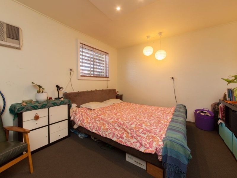 74 Leicester Street, Coorparoo QLD 4151