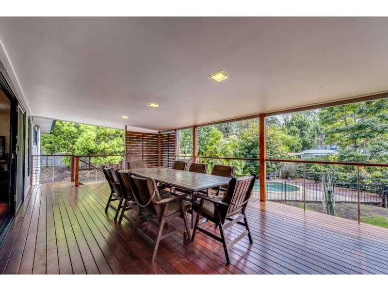 17 Little John St, Daisy Hill QLD 4127