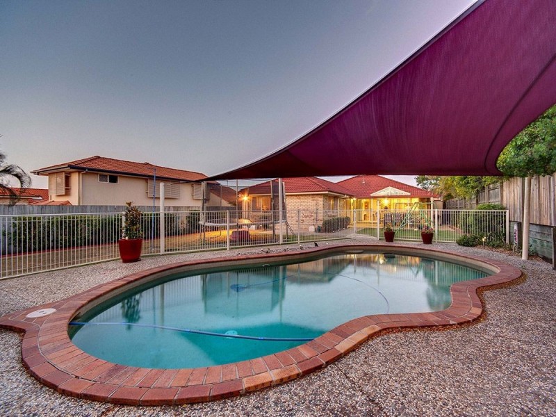 6 Seinfeld Close, Mcdowall QLD 4053