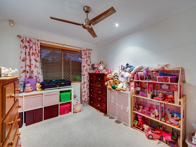 6 Seinfeld Close, Mcdowall QLD 4053