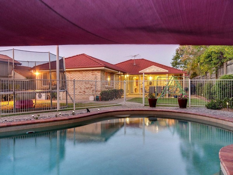 6 Seinfeld Close, Mcdowall QLD 4053