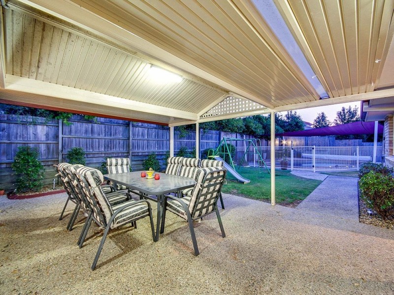 6 Seinfeld Close, Mcdowall QLD 4053