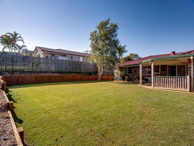 66 Hillenvale Avenue, Arana Hills QLD 4054