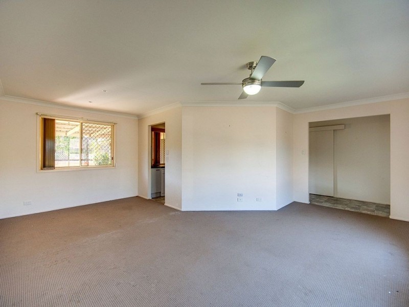 66 Hillenvale Avenue, Arana Hills QLD 4054