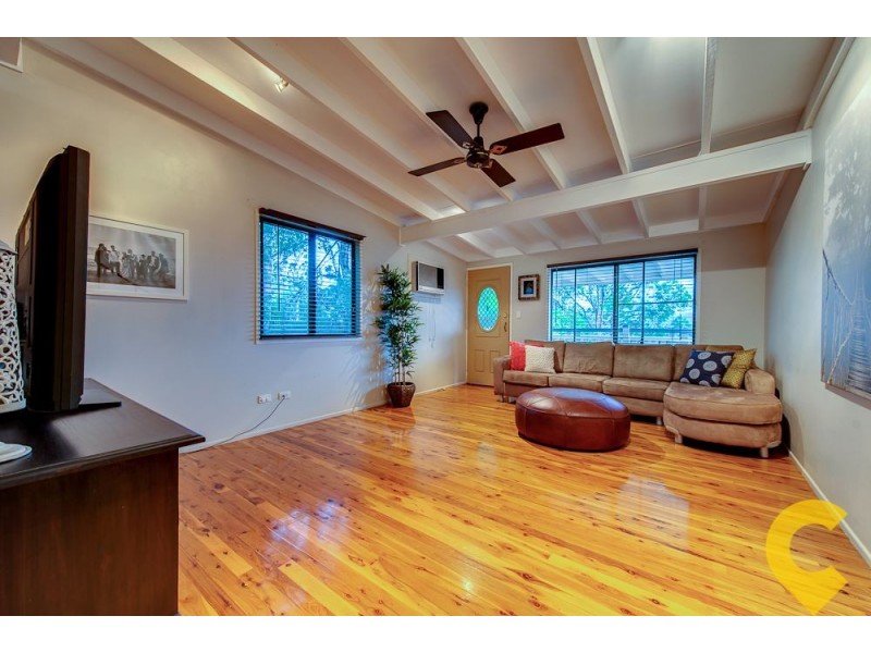 21 Wandearah Crescent, Ferny Hills QLD 4055