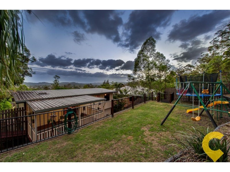 21 Wandearah Crescent, Ferny Hills QLD 4055