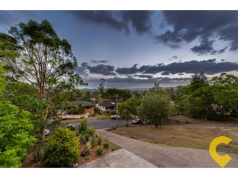 21 Wandearah Crescent, Ferny Hills QLD 4055