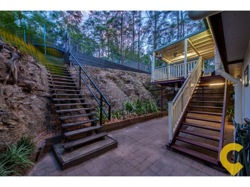 21 Wandearah Crescent, Ferny Hills QLD 4055