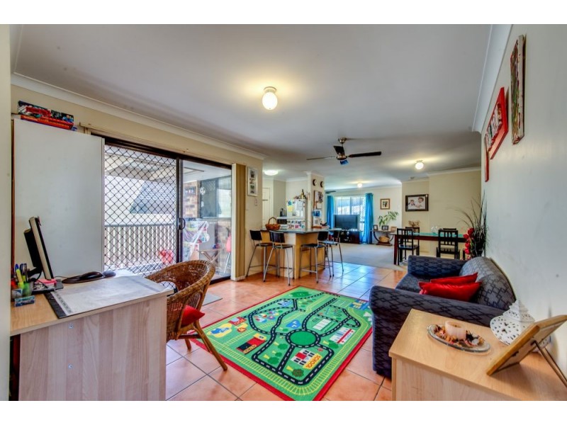 6 Banbury Close, Bundamba QLD 4304