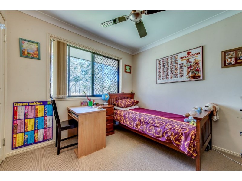 6 Banbury Close, Bundamba QLD 4304