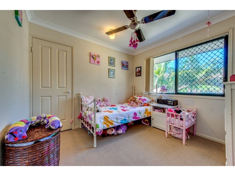 6 Banbury Close, Bundamba QLD 4304
