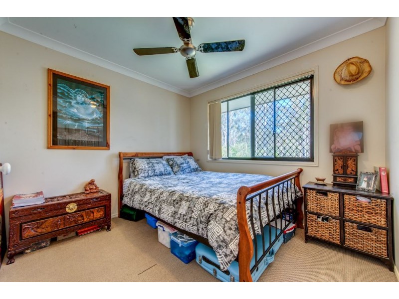 6 Banbury Close, Bundamba QLD 4304