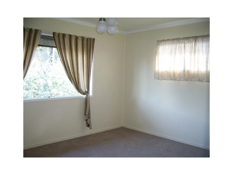 Arana Hills QLD 4054