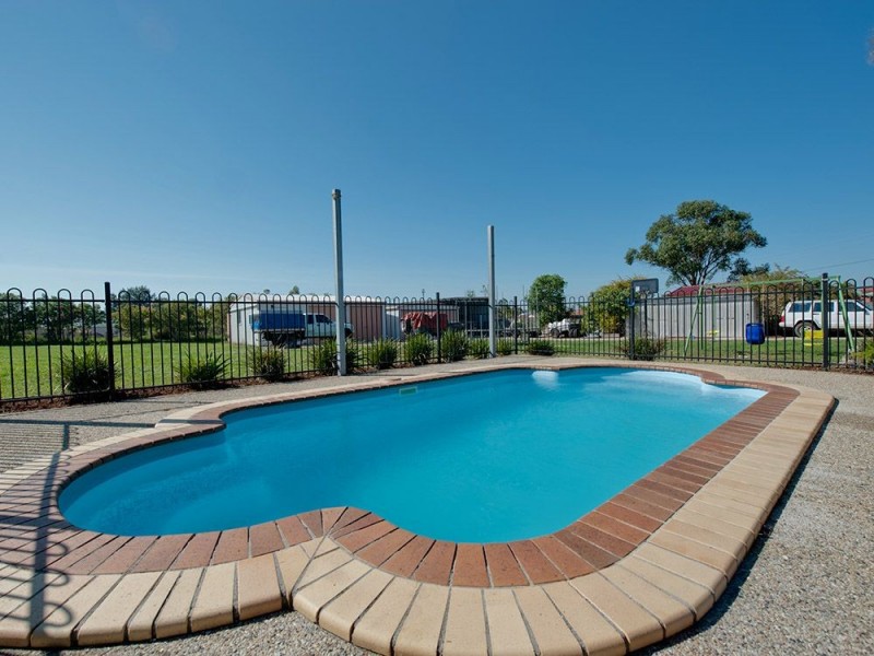 6 Dover Court, Burpengary QLD 4505