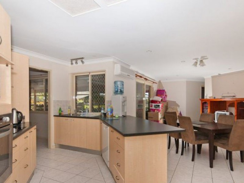 6 Dover Court, Burpengary QLD 4505